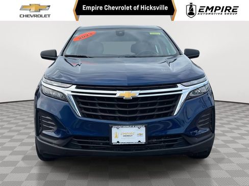 Used 2023 Chevrolet Equinox LS FWD image 1