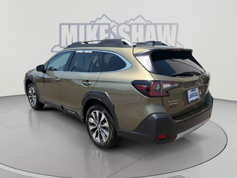 Used 2024 Subaru Outback Touring XT AWD/4WD image 3