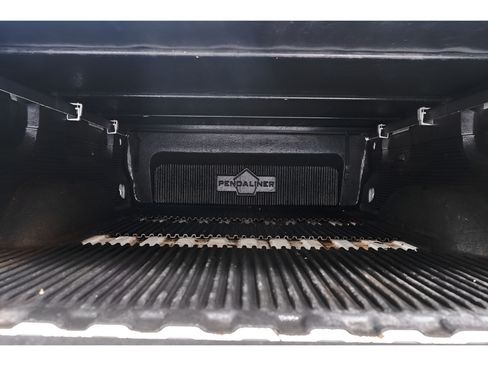 Used 2017 Chevrolet Silverado 2500 LT AWD/4WD image 40