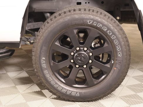 Used 2025 RAM 2500 Big Horn AWD/4WD image 18