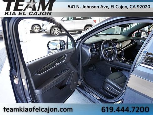 Used 2021 Cadillac XT6 Premium Luxury FWD image 35