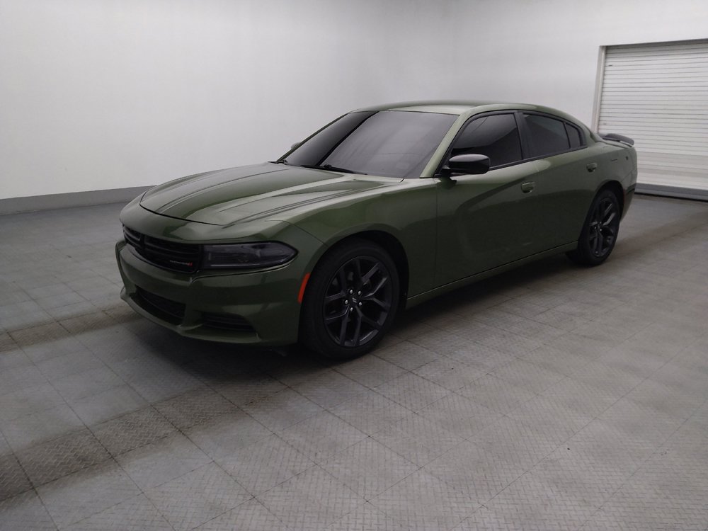 Used 2022 Dodge Charger SXT w/ Blacktop Package RWD image 2