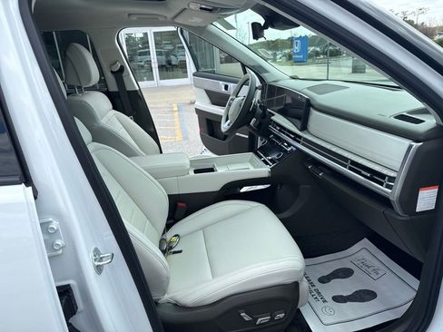 Used 2025 Hyundai Santa Fe Calligraphy image 33