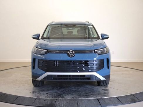 New 2026 Volkswagen Tiguan SE AWD/4WD image 8