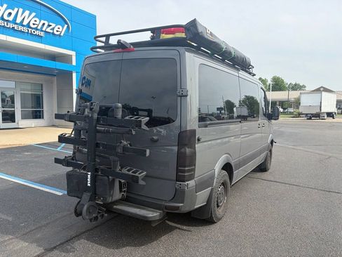 Used 2014 Mercedes-Benz Sprinter 2500 image 9