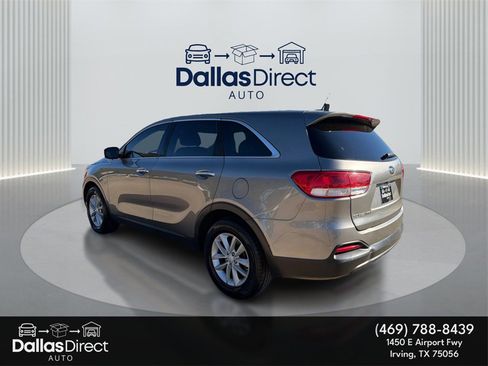 Used 2018 Kia Sorento L image 8