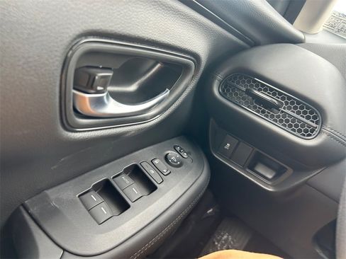 New 2026 Honda HR-V LX image 19