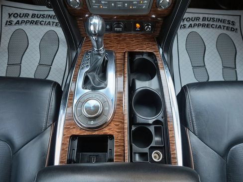 Used 2017 Nissan Armada Platinum w/ Captain Seat Package AWD/4WD image 32
