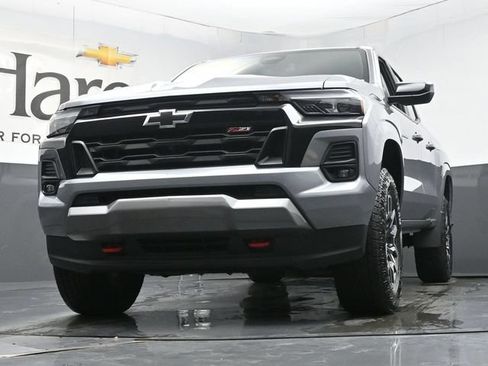 Used 2026 Chevrolet Colorado Z71 w/ Technology Package AWD/4WD image 54