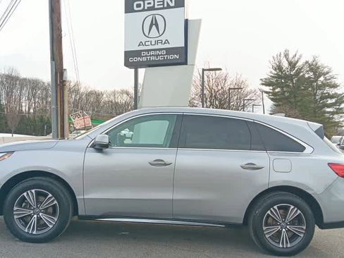 Used 2017 Acura MDX image 2
