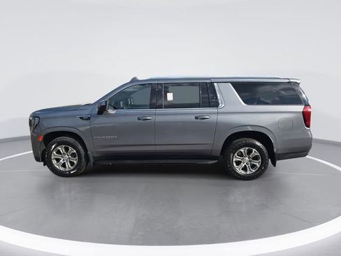 Used 2022 GMC Yukon XL SLE w/ Gmc Pro Safety Plus Package image 6