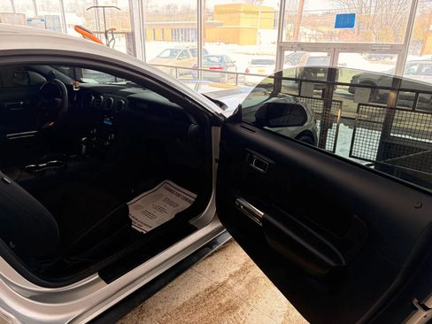 Used 2015 Ford Mustang V6 Coupe 2D image 16