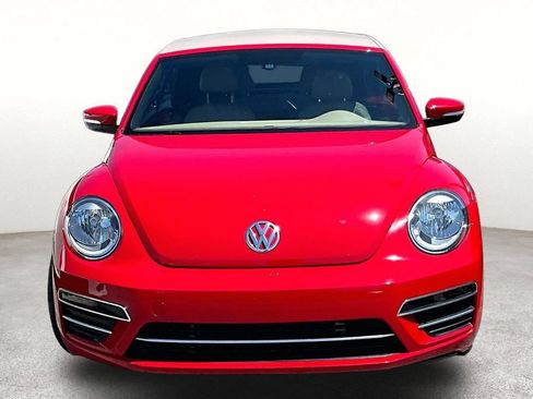 Used 2019 Volkswagen Beetle 2.0T FWD image 4
