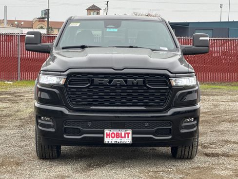 New 2026 RAM 1500 4x4 Crew Cab image 8