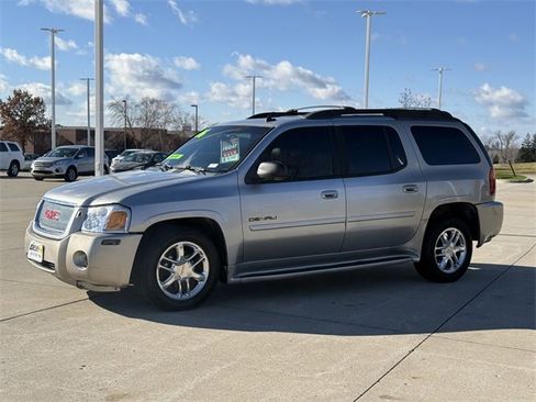 Used 2006 GMC Envoy XL Denali image 3