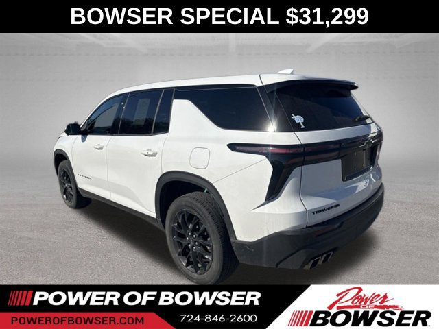 Used 2024 Chevrolet Traverse LS w/ Midnight/Sport Edition FWD image 5