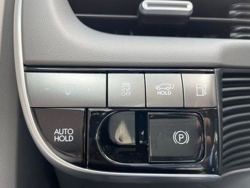 New 2025 Hyundai Ioniq 5 SEL image 11