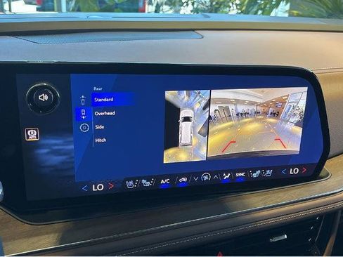 New 2026 Chevrolet Tahoe High Country AWD/4WD image 23