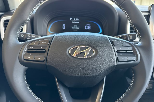 New 2026 Hyundai Venue SEL FWD image 22