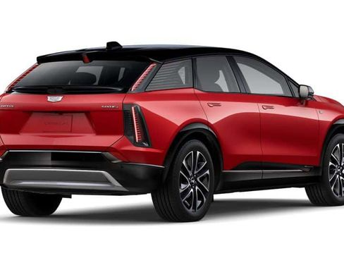 New 2025 Cadillac Optiq Sport 2 image 21