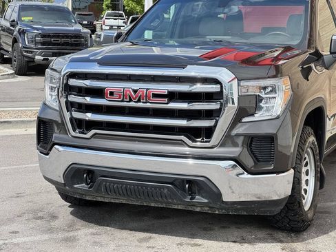 Used 2021 GMC Sierra 1500 SLE w/ Remote Start Package AWD/4WD image 5