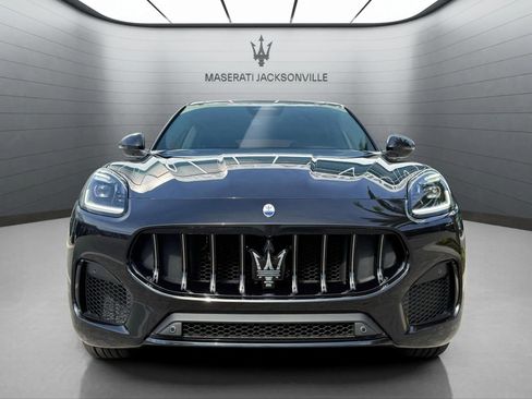 New 2025 Maserati Grecale GT image 8