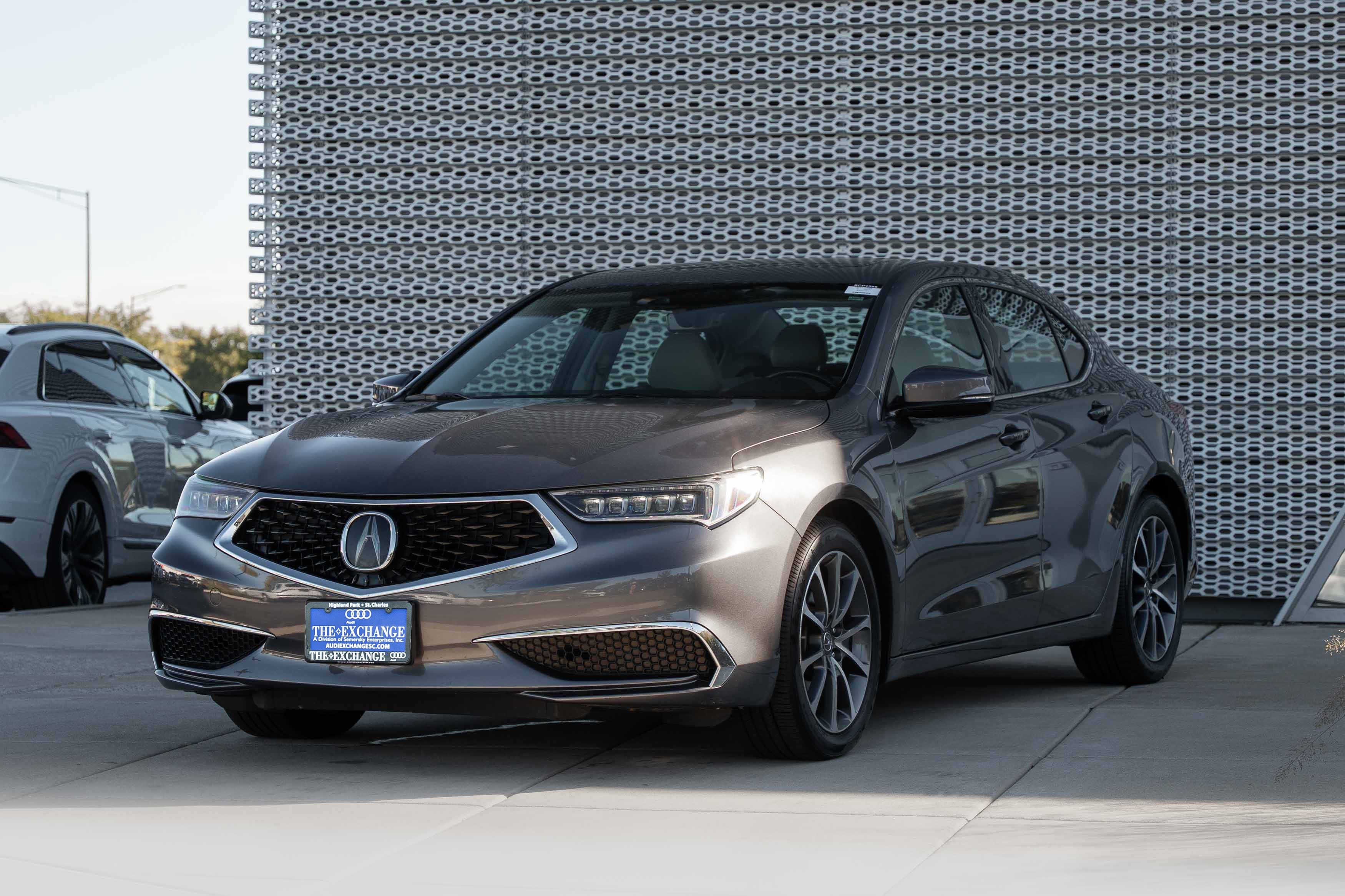 Used 2019 Acura TLX V6 FWD image 7