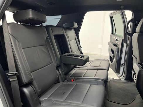 Used 2025 Chevrolet Tahoe Z71 image 17