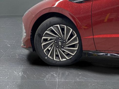 New 2025 Hyundai Sonata Limited image 35