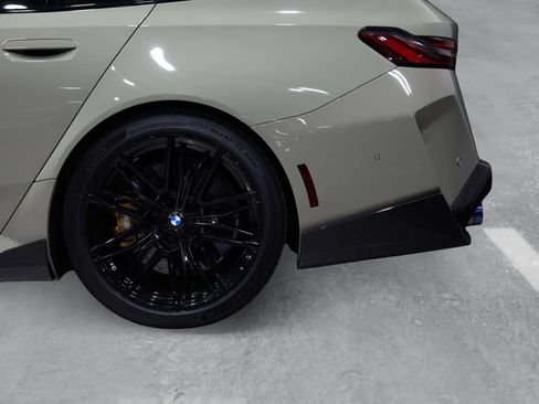 Used 2026 BMW M5 Touring w/ Executive Package AWD/4WD image 17