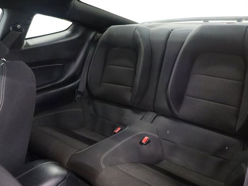Used 2015 Ford Mustang Coupe RWD image 11