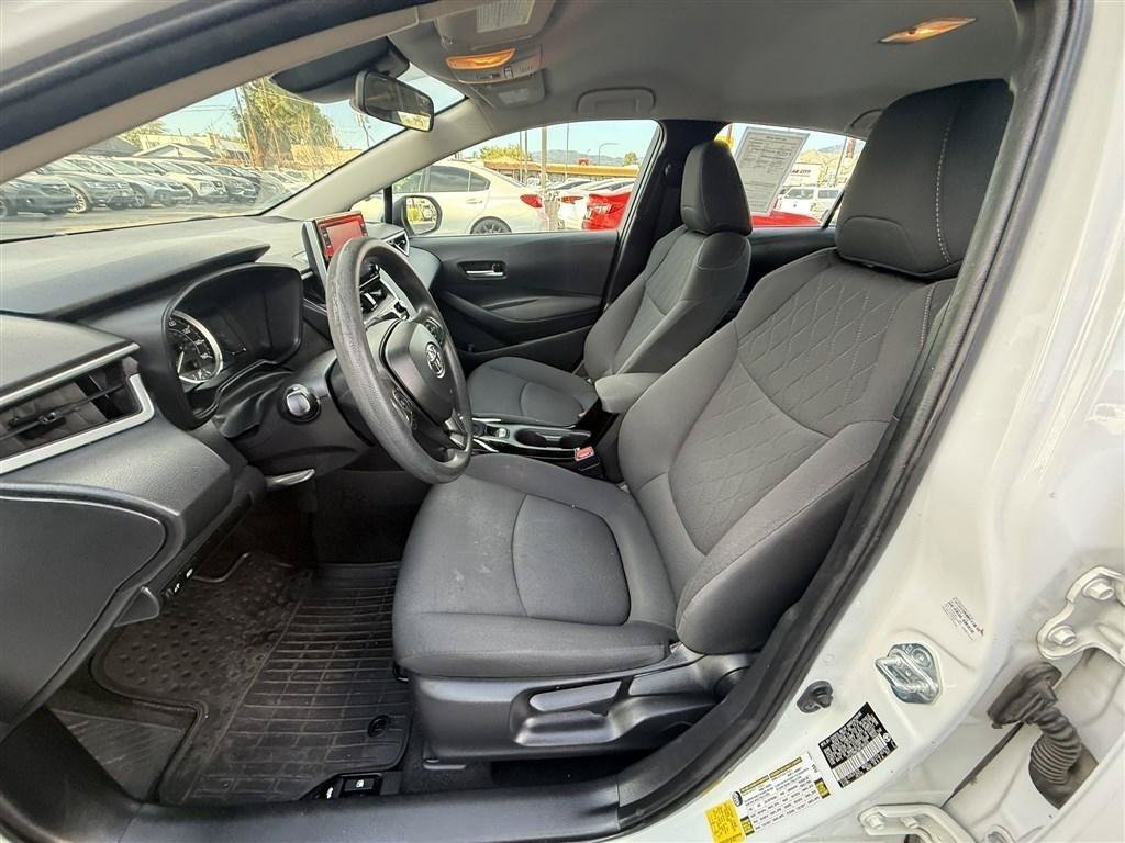 Used 2021 Toyota Corolla LE FWD image 13