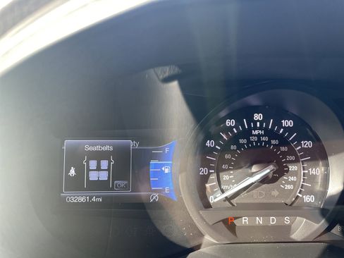 Used 2023 Ford Edge Titanium image 23