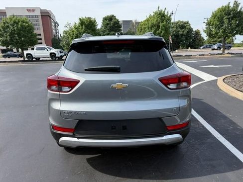 Used 2025 Chevrolet TrailBlazer LT AWD/4WD image 7