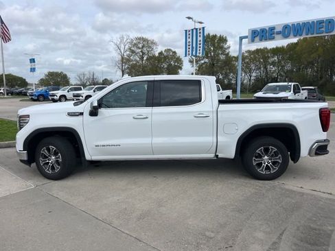 Used 2024 GMC Sierra 1500 SLT RWD image 4