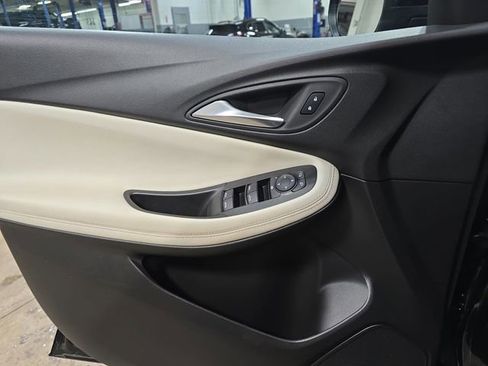 Used 2024 Buick Encore GX Sport Touring image 27