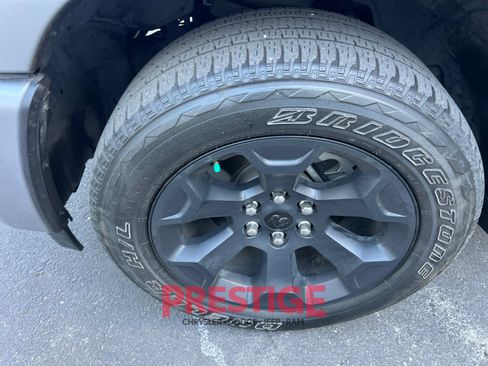 Used 2025 RAM 1500 Big Horn AWD/4WD image 17