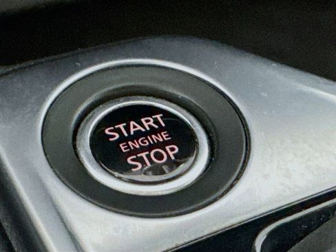 Used 2025 Nissan Sentra SV image 18