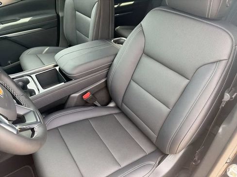 New 2026 Chevrolet Traverse LT w/ Driver Confidence Package FWD image 18