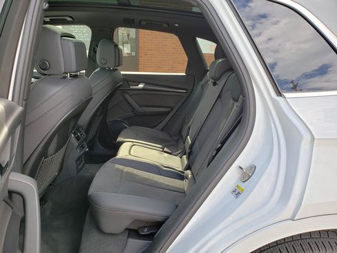 Used 2024 Audi SQ5 Premium w/ Convenience Package AWD/4WD image 12