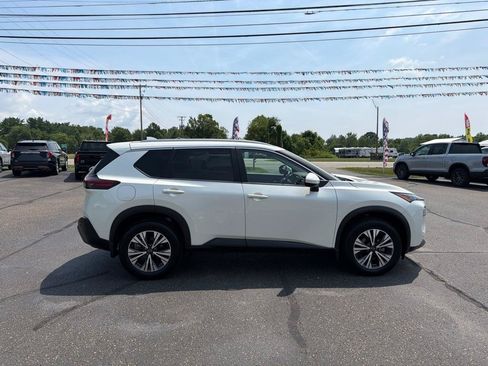 Used 2023 Nissan Rogue SV w/ SV Premium B Package AWD/4WD image 8
