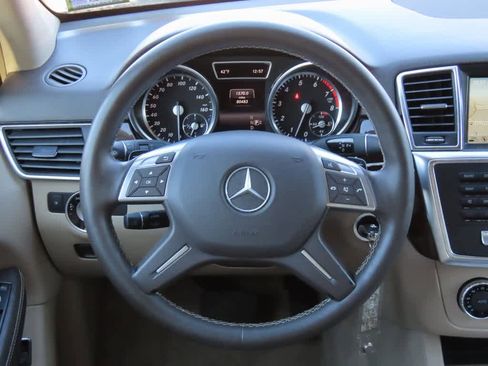 Used 2015 Mercedes-Benz ML 350 4MATIC image 21