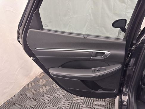 Used 2025 Hyundai Sonata Limited image 26