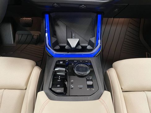 New 2026 BMW X3 xDrive30 w/ Premium Package image 11