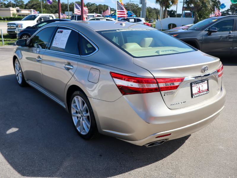 Used 2013 Toyota Avalon XLE Touring FWD image 3