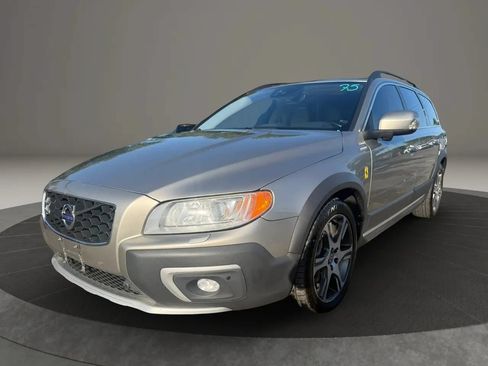 Used 2015 Volvo XC70 T6 Platinum AWD/4WD image 1