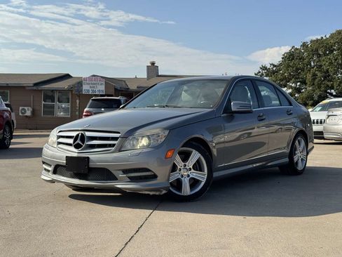 Used 2011 Mercedes-Benz C 350 Sport image 18
