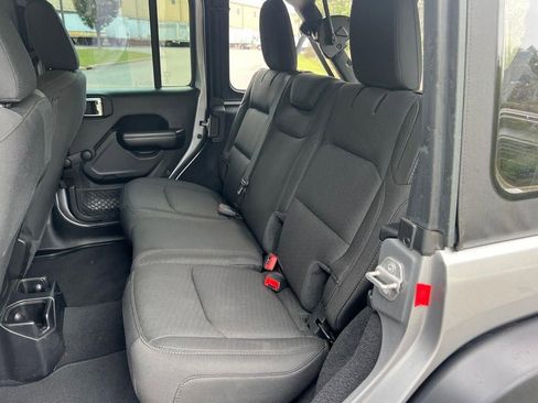 Used 2020 Jeep Wrangler Unlimited Sport image 24