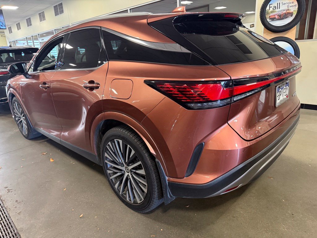 Used 2023 Lexus RX 350 Premium Plus w/ Accessory Package (Z1) AWD/4WD image 4