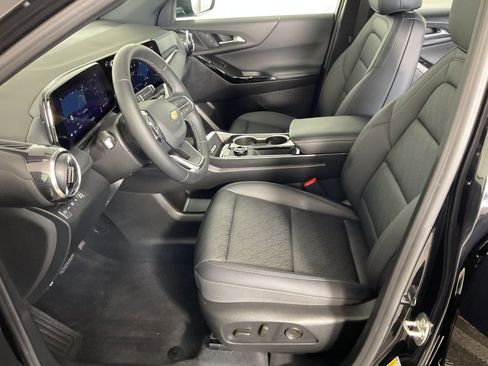 Used 2026 Chevrolet Equinox LT w/ Convenience Package II AWD/4WD image 17